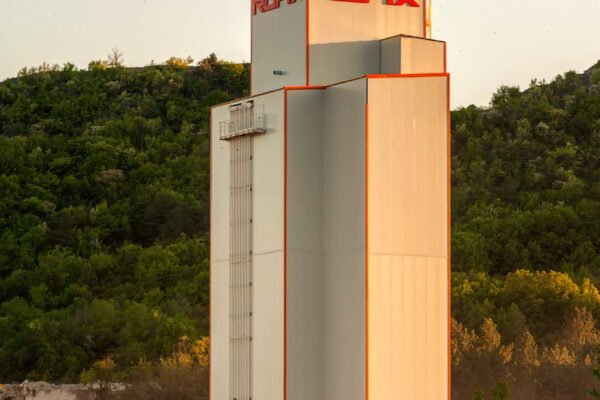 Алуминиеви обемни светещи букви-ROFIX